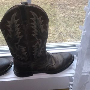 Ariat boot